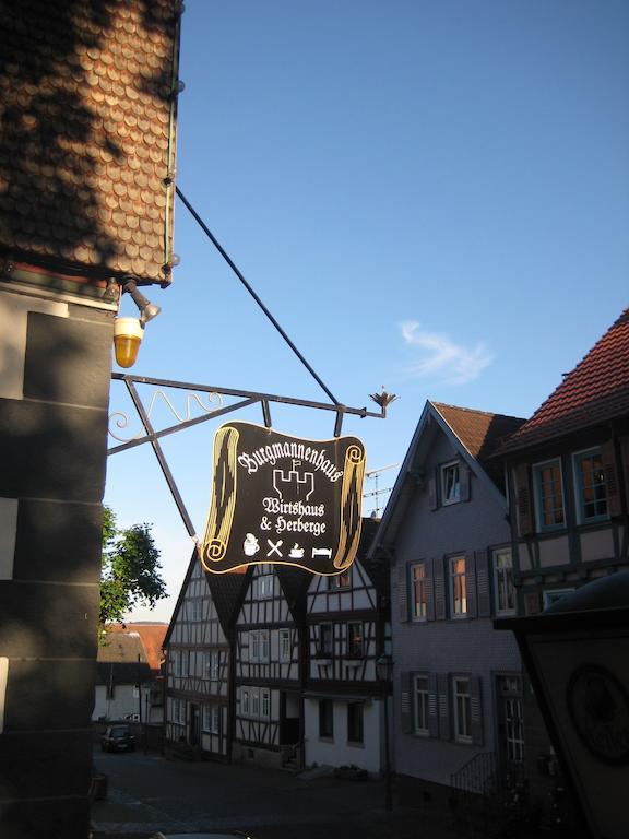 Burgmannenhaus Hotel Steinau an der Strasse Exterior photo